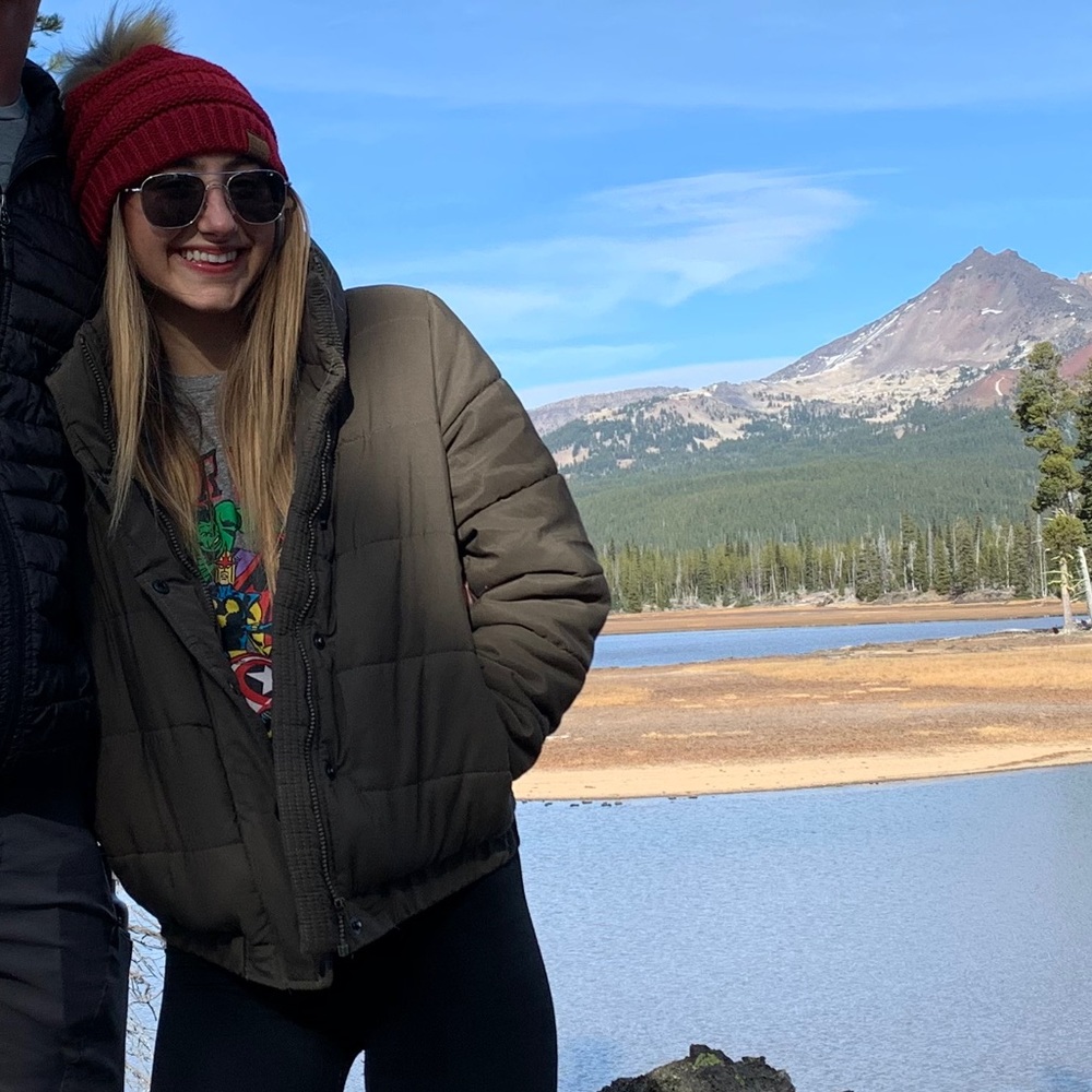 Super cute Boohoo puffy winter coat in army green
